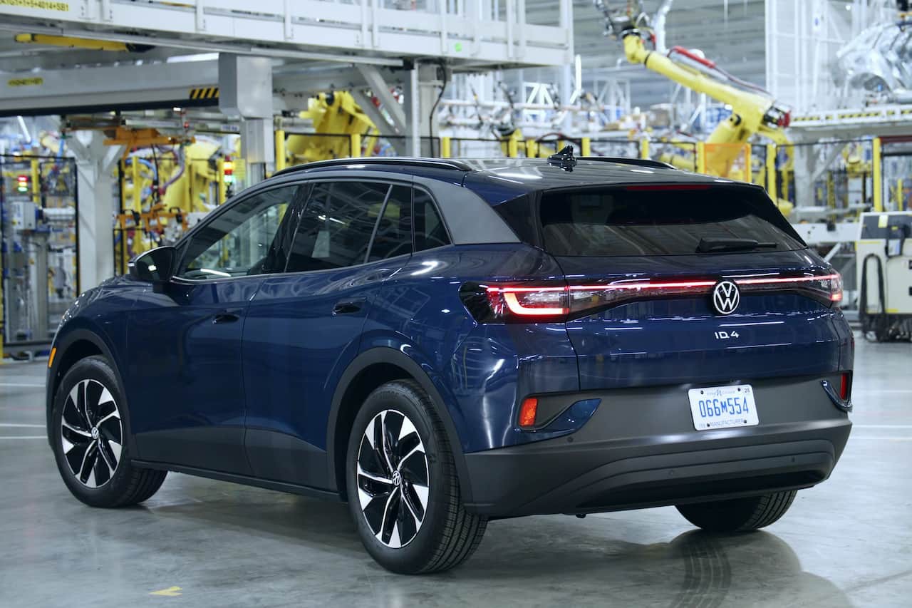 US-spec-2023-VW-ID4-rear-three-quarter-Chattanooga US-spec-2023-VW-ID4-rear-three-quarter-Chattanooga