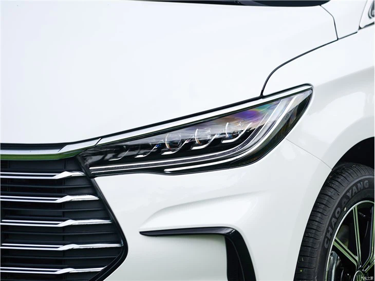 2023 NEW BYD SONG MAX DMI MPV