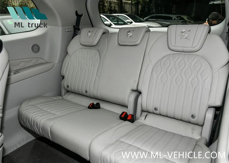 2024 DongFeng Forthing U-Tour V9 PHEV MPV