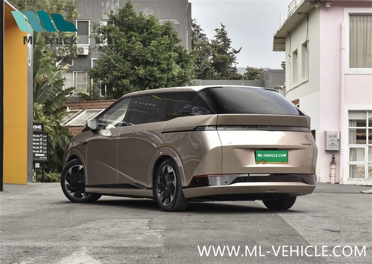 Xpeng X9 MPV EV