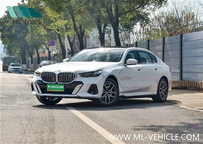 BMW I5 Sedan 2024 ra mắt với mức giá 439,900 - 465,900 Nhân dân tệ