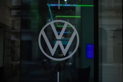 Giám đốc tài chính của Volkswagen và SEAT hoán đổi vị trí