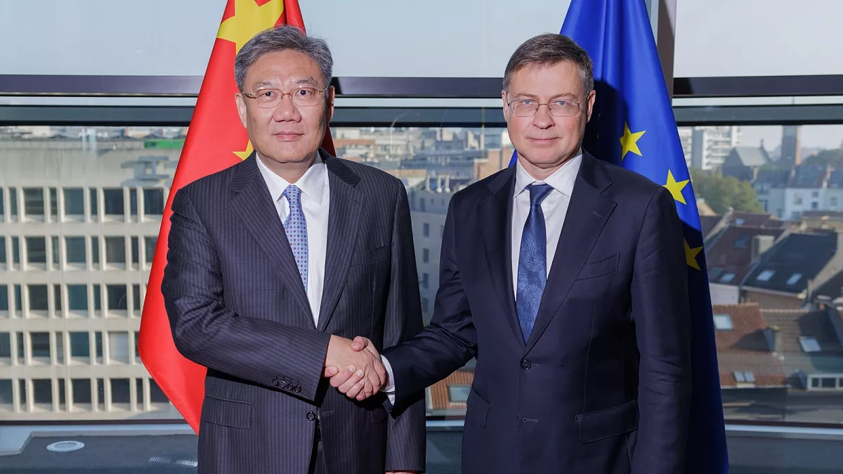Trung Quốc đàm phán với EU về điều tra chống trợ cấp xe điện cho đến giây phú...