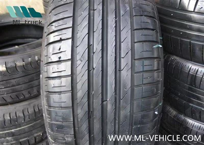 Lốp xe cũ để bán